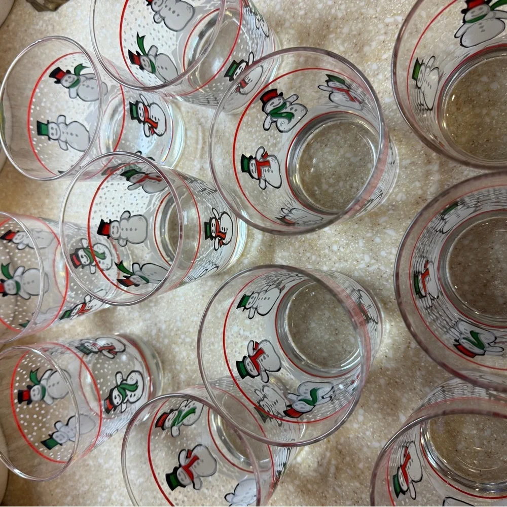 11 Vintage Festive Snowman Glass Tumblers White, Red, Green set of 11 Christmas - Picture 5 of 9
